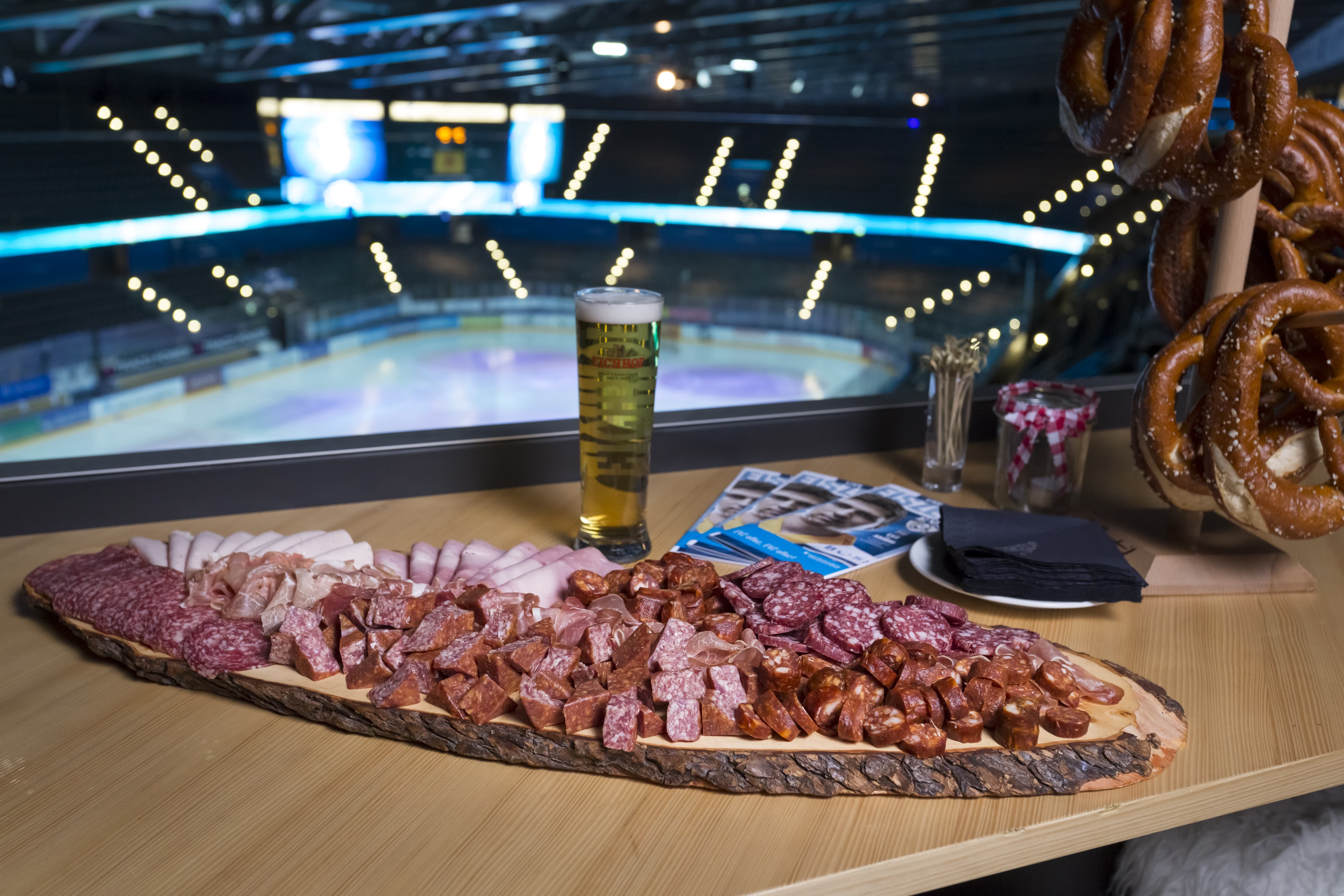 Dining with a view in the Bosshard Arena, Zug